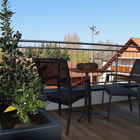 Апартаменты Penthouse Tauberblick Таубербишофсхайм Экстерьер фото