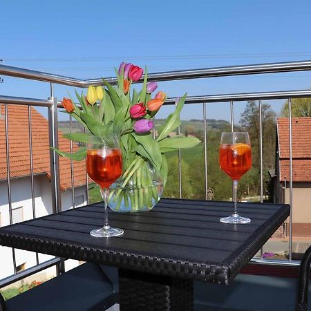 Апартаменты Penthouse Tauberblick Таубербишофсхайм Экстерьер фото
